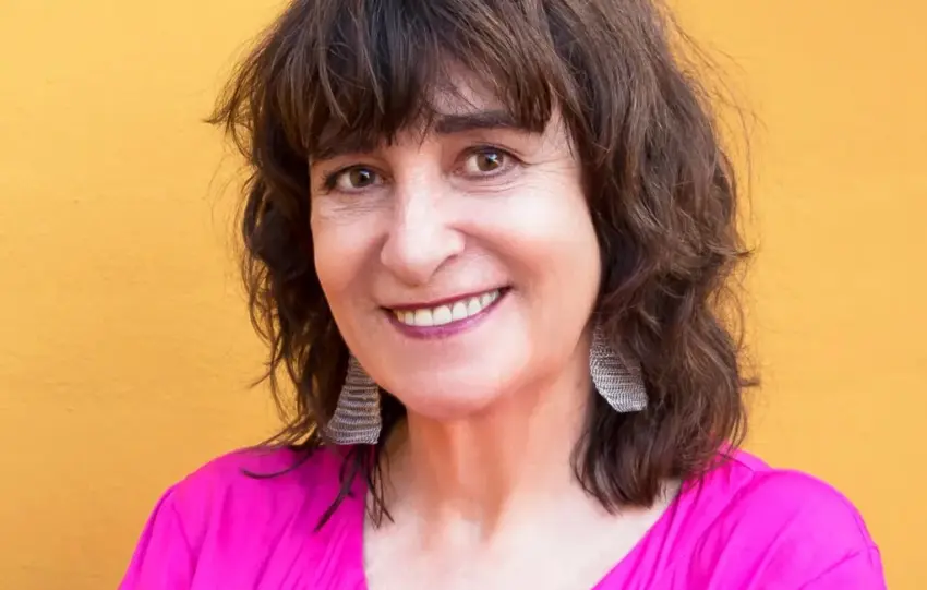 36 - ROSA MONTERO GIGANTES