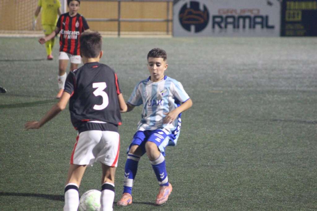 El Málaga CF Alevín revive la Champions en Almería contra PSG y Milán 4 5