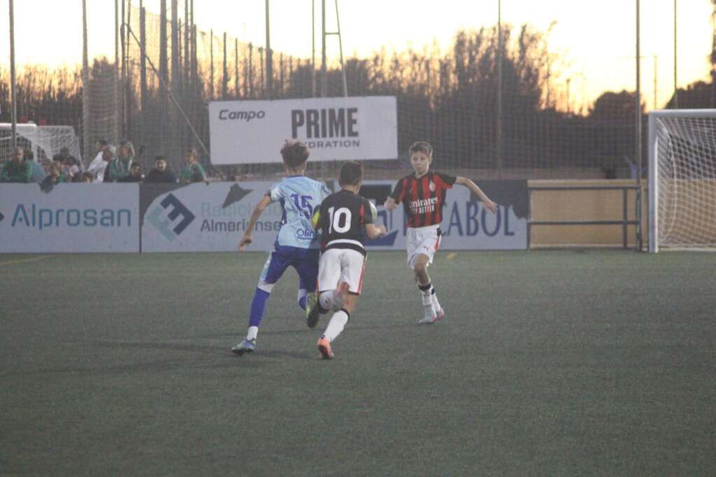 El Málaga CF Alevín revive la Champions en Almería contra PSG y Milán 5 6