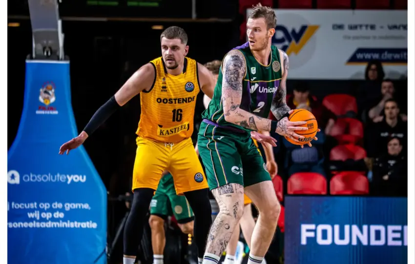 BALCEROWSKI ANTE EL FILOU OOSTENDE EN BÉLGICA