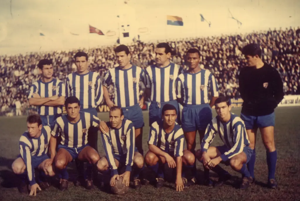 Fallece el histórico jugador del CD Málaga, Antonio González Álvarez ‘Chuzo’ 1 Ben Barek 24 1966 ONCE en La Rosaleda 11zon