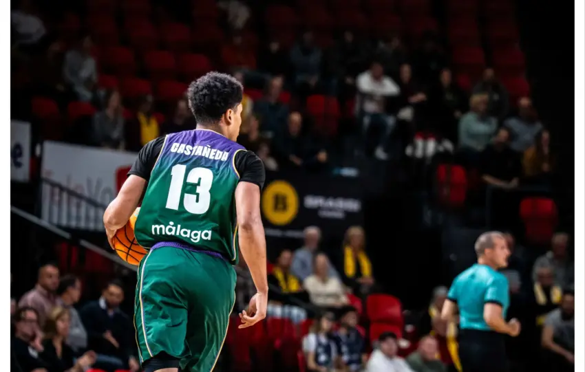 CASTAÑEDA VOLVIÓ A JUGAR CON EL UNICAJA EN BÉLGICA