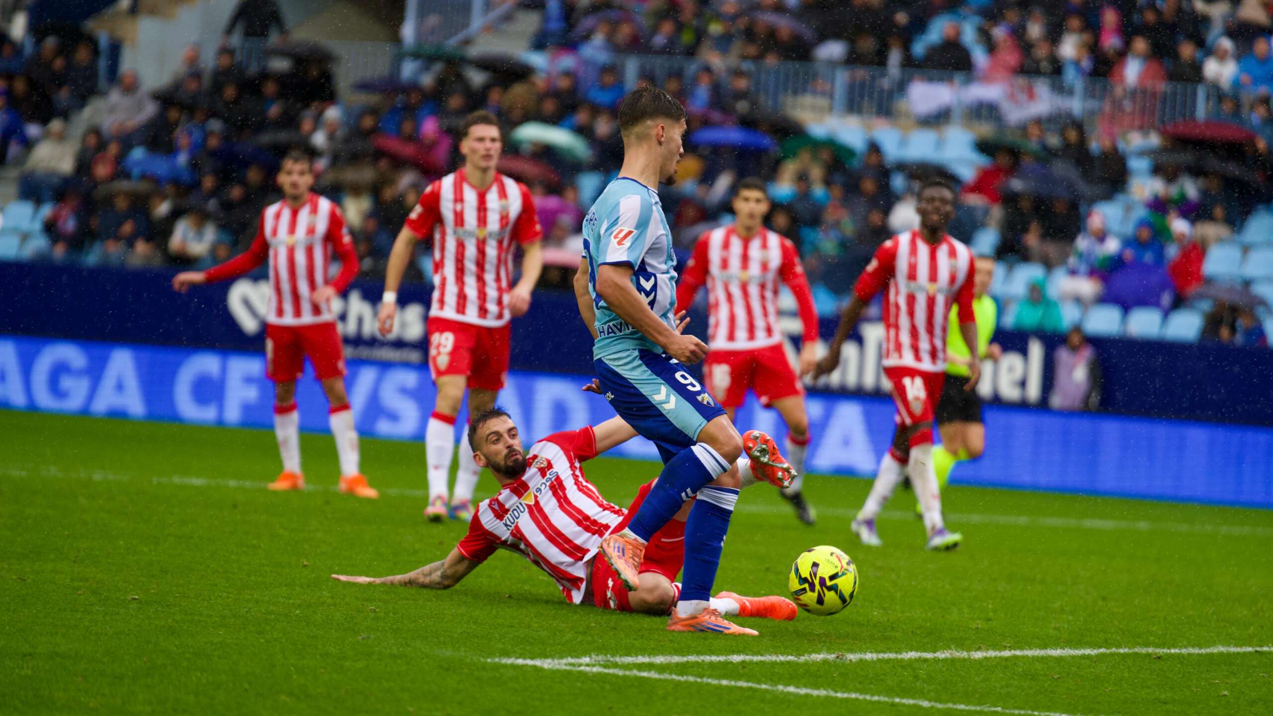 ¡Así te hemos contado la última victoria del Málaga en 2025!