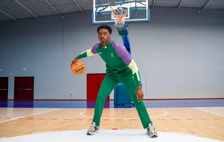 GALERÍA | Así ha sido la presentación de Chase Audige con el Unicaja