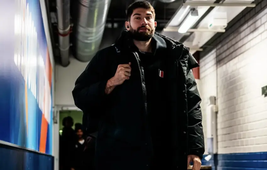 Killian Tillie regresa con un balance de 1-1 en su estreno con Francia