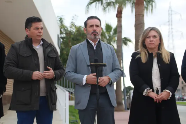 El PP pide a Jorge Gallardo que “levante la mano” y pida elecciones: “La sede central del sanchismo en Málaga está en Cártama”