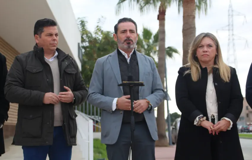 El PP pide a Jorge Gallardo que “levante la mano” y pida elecciones: “La sede central del sanchismo en Málaga está en Cártama”