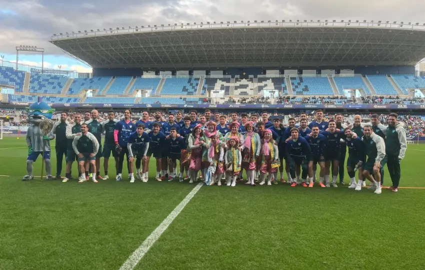 MCF ENTRENAMIENTO PUERTAS ABIERTAS NAVIDAD