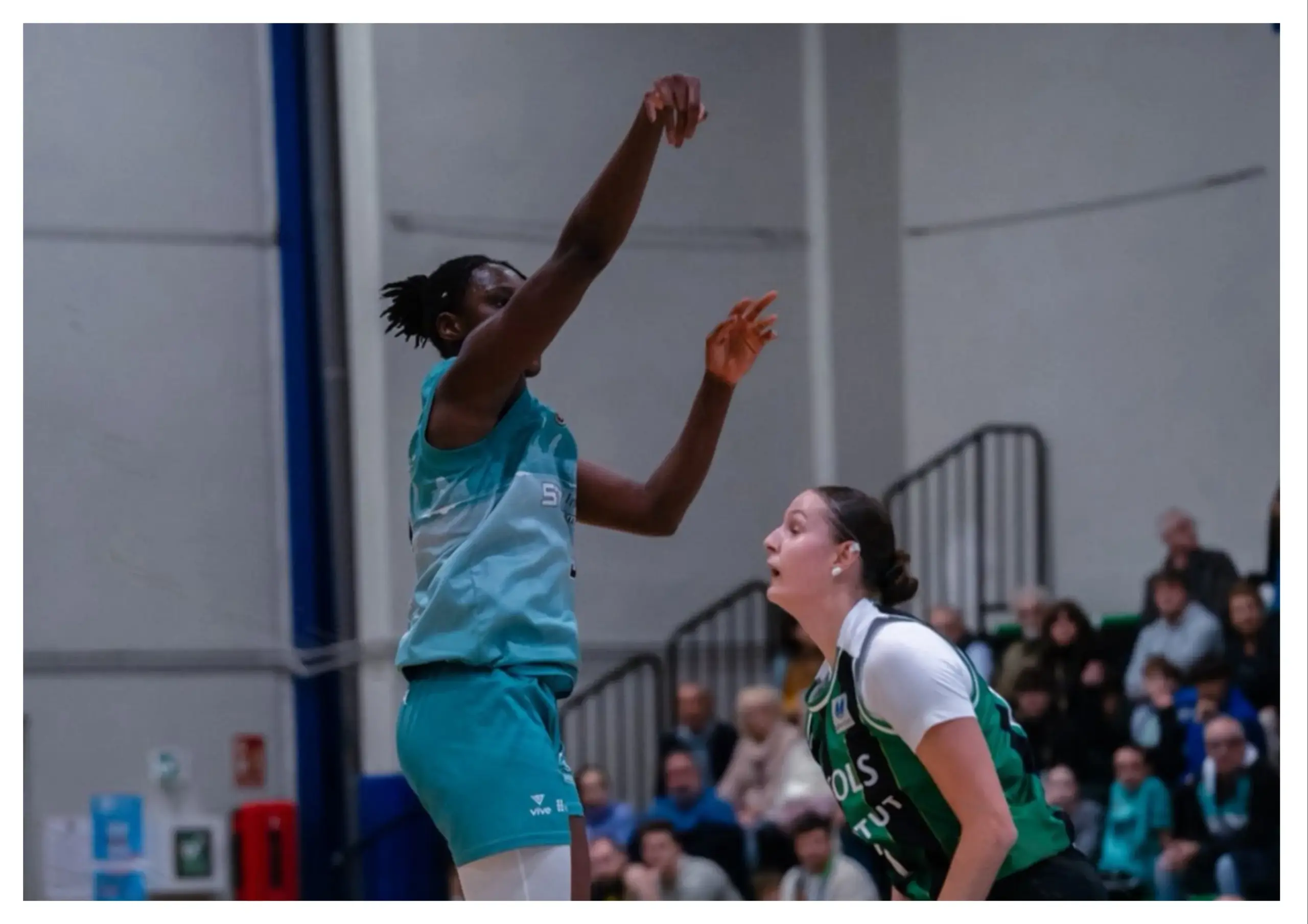 EL CAB ESTEPONA REMONTA Y GANA A LA PENYA