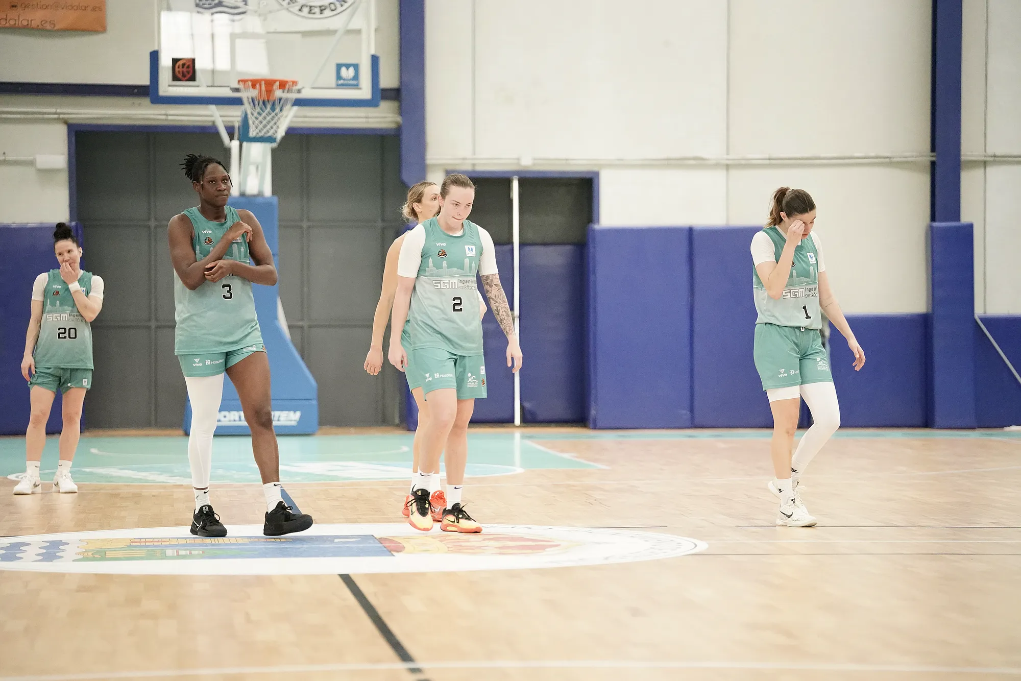 El CAB Estepona no aguanta el empuje final de Jairis y cede en casa