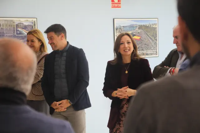 Navarro Imagen desayuno prensa 16 diciembre 2025 11zon