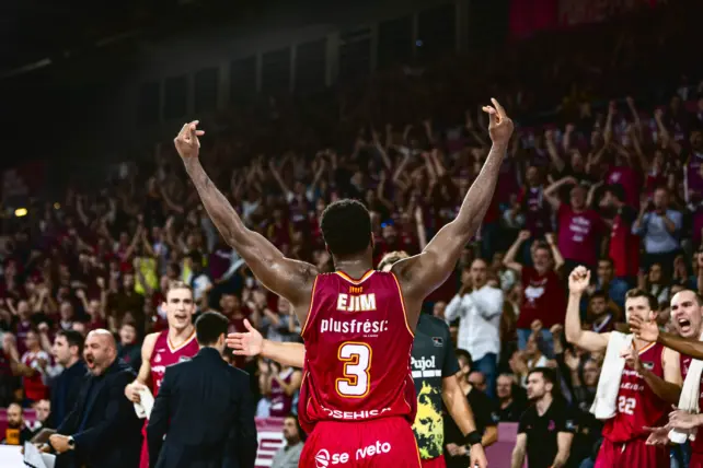 EL REENCUENTRO DE MELVIN EJIM CON EL UNICAJA EN EL BARRIS NORD