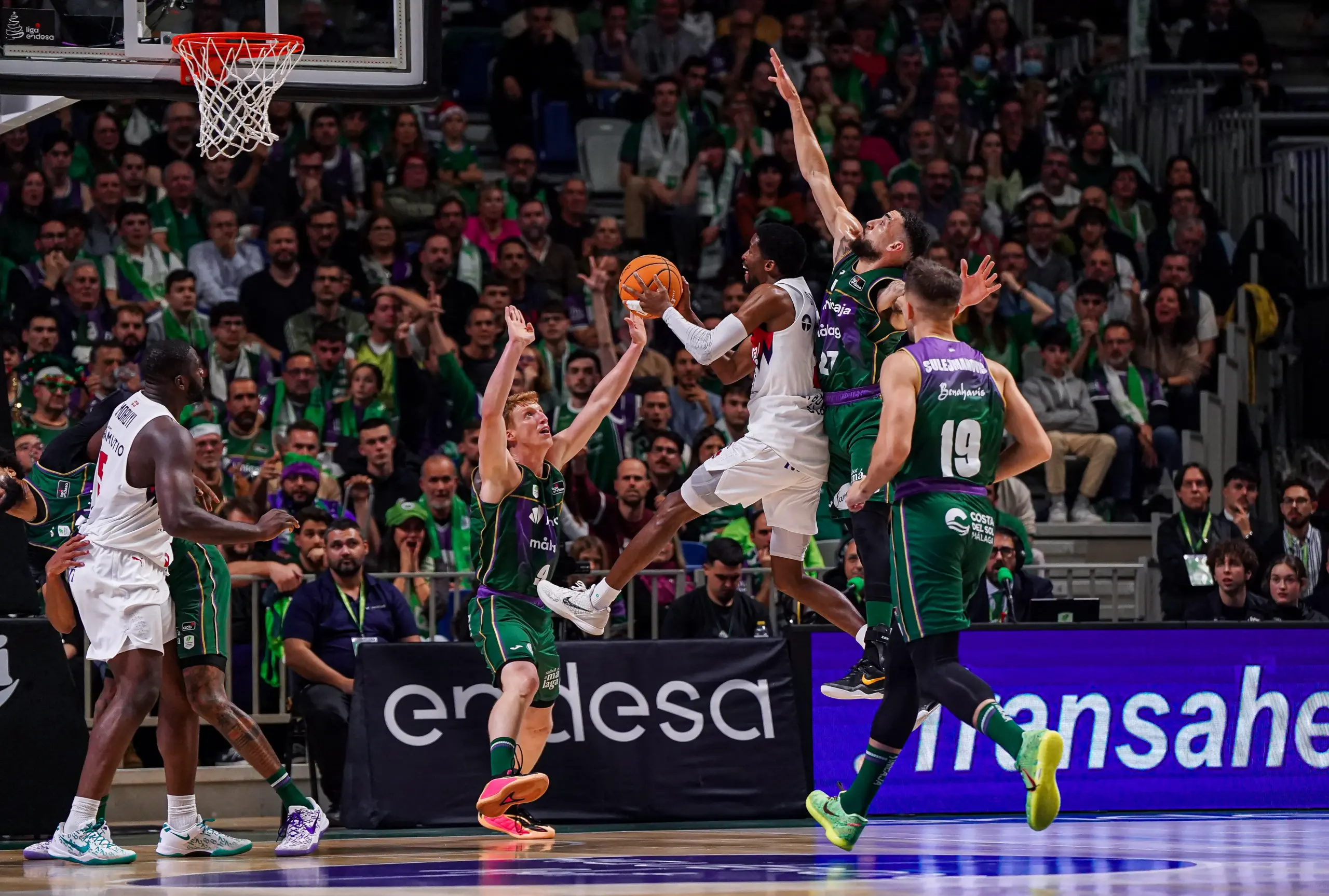 Este es el resumen del encuentro entre el Unicaja y el Baskonia
