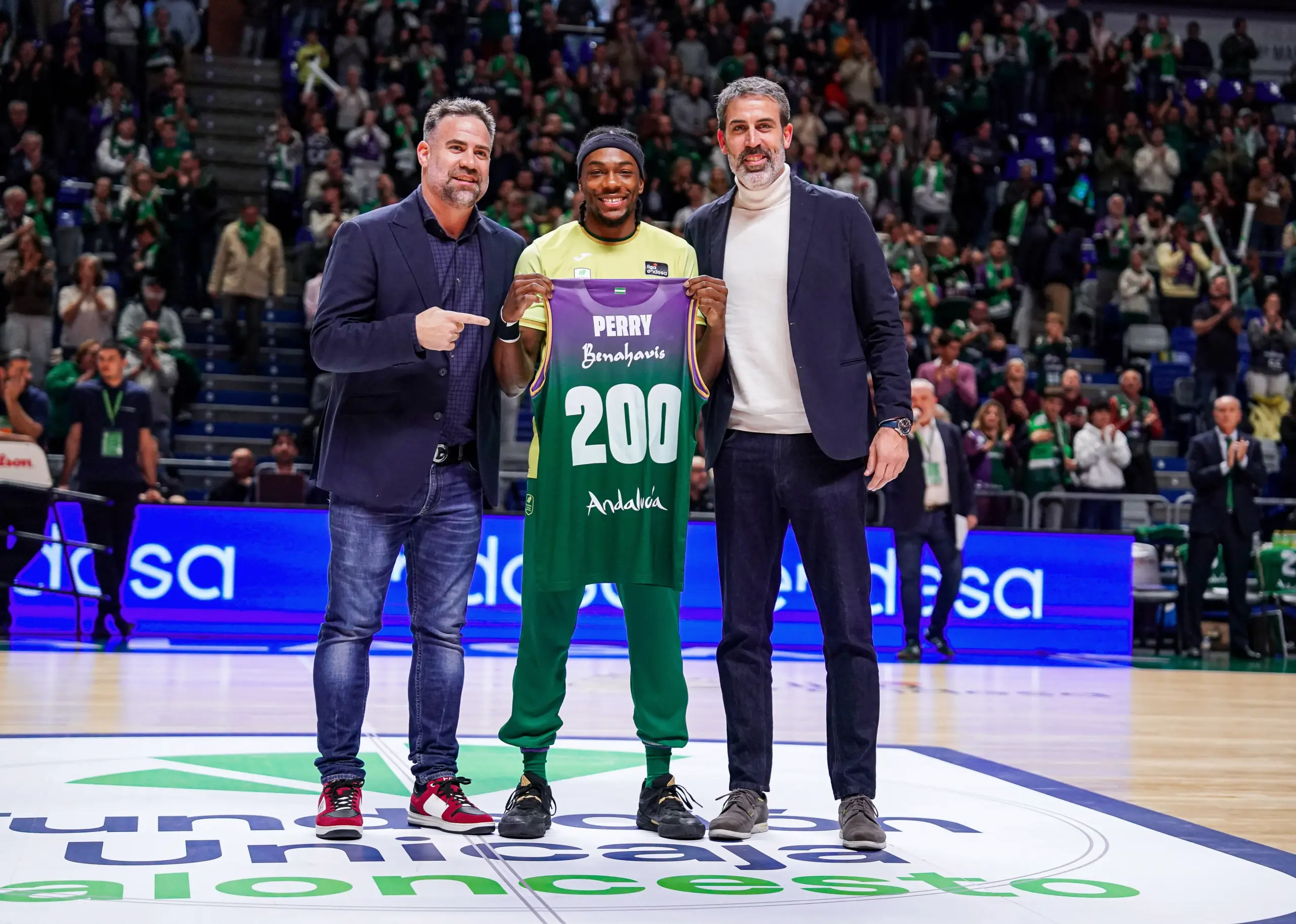 Histórico Perry: bicentenario en el Unicaja