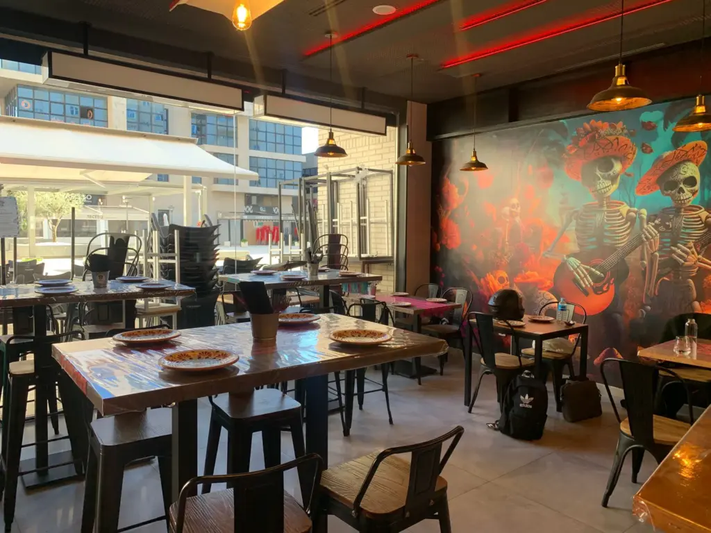 WhatsApp Image 2025 12 17 at 18.32.41