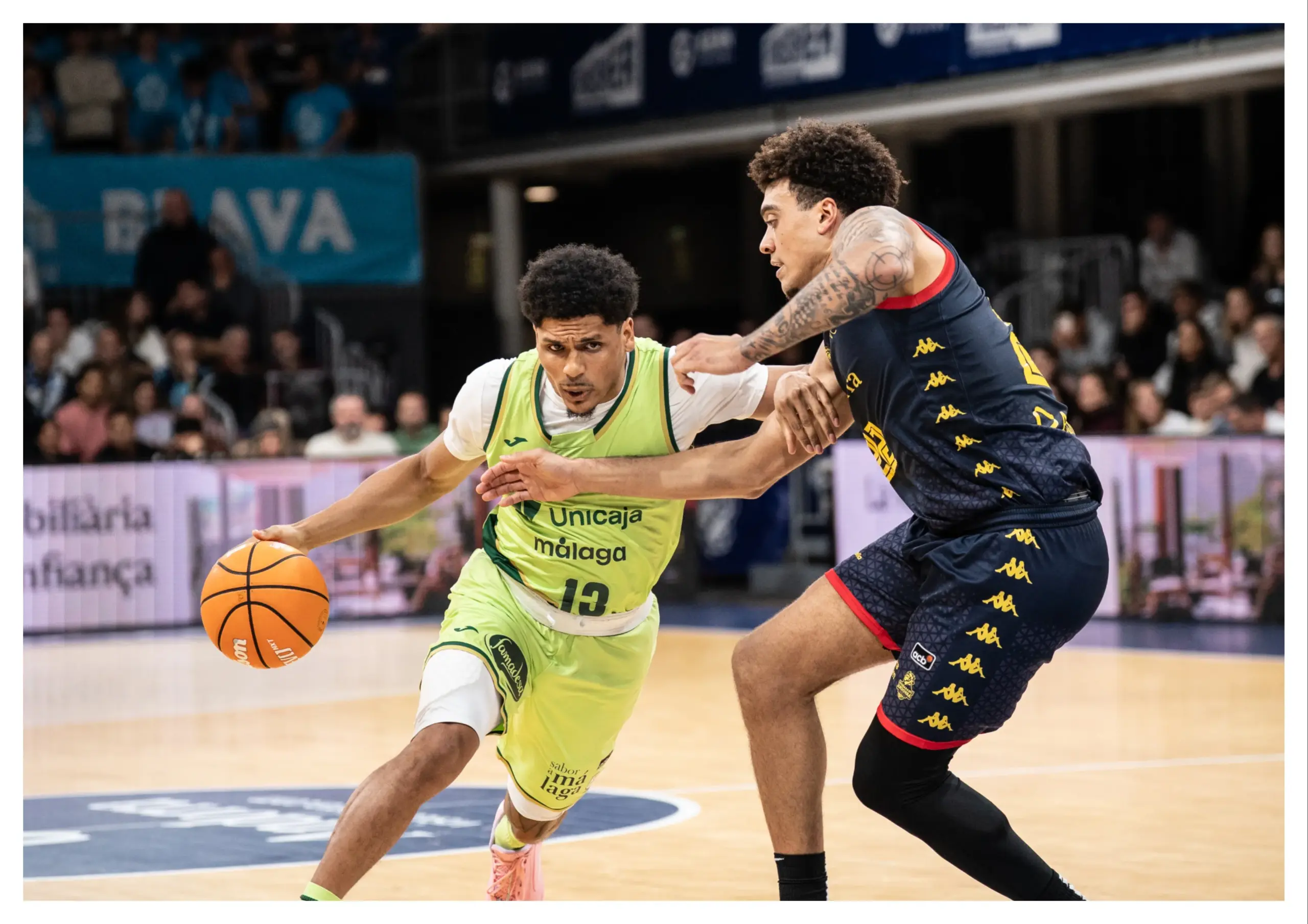 XAVIER CASTAÑEDA FIRMA POR EL MORABANC ANDORRA