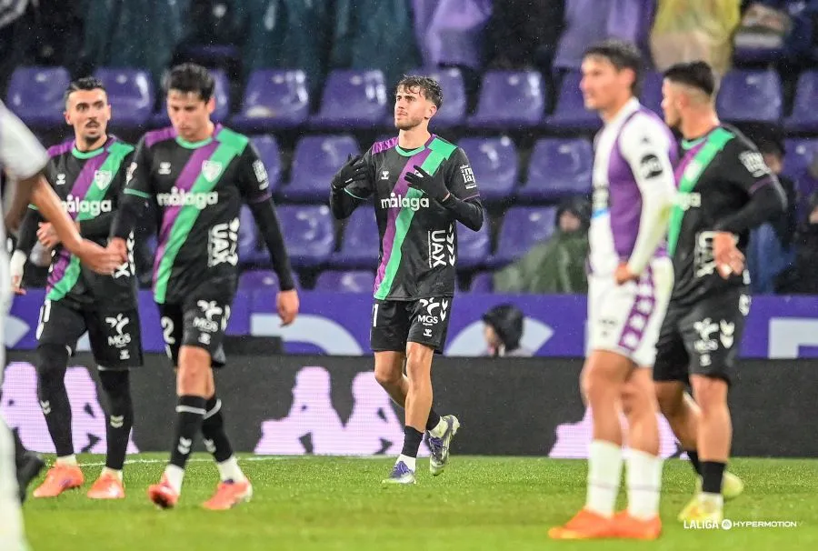 El Málaga CF volvió a reaccionar: puntuó tras empezar perdiendo por primera vez desde el debut liguero