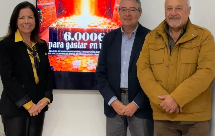 alcalde concejala junto acerv rincon victoria