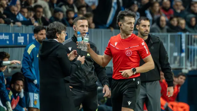 El Málaga busca a los 'lanza botellas' para una sanción ejemplar