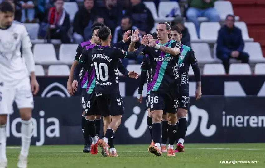 El Málaga CF acabó el partido el Albacete... ¡con ocho canteranos!