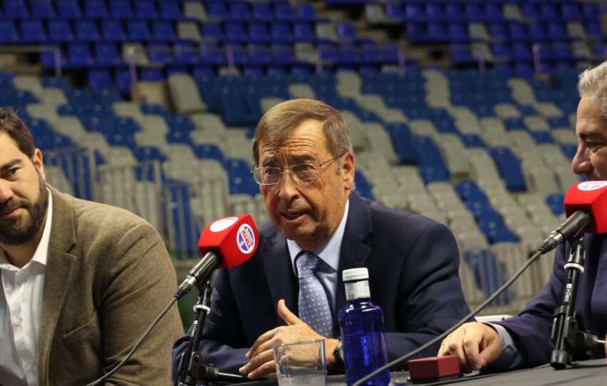 gala radio marca malaga 25 aniversario carpena angel noriega 1 e1764853569152