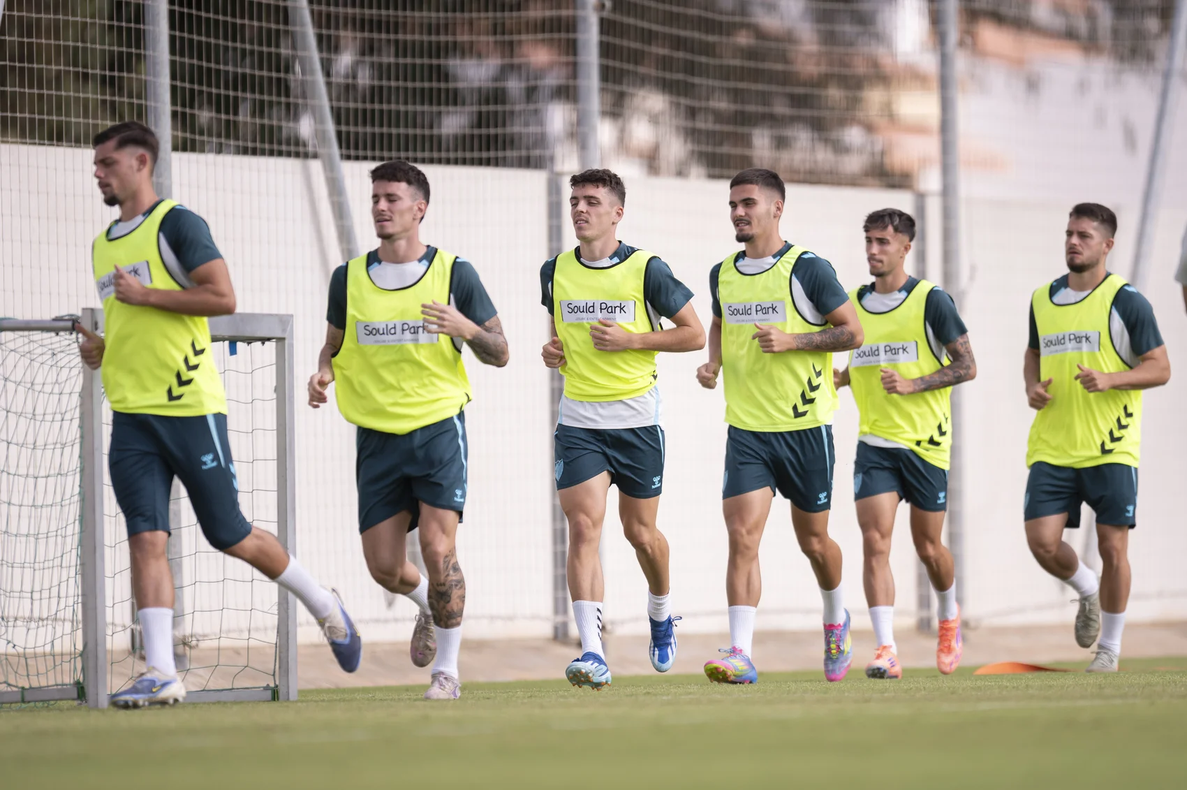 Dani Sánchez, ausencia en un entrenamiento al que se sumó Rafita