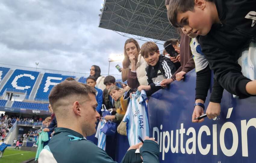 La plantilla del Málaga CF vuelve al curro con fiesta y una recuperación
