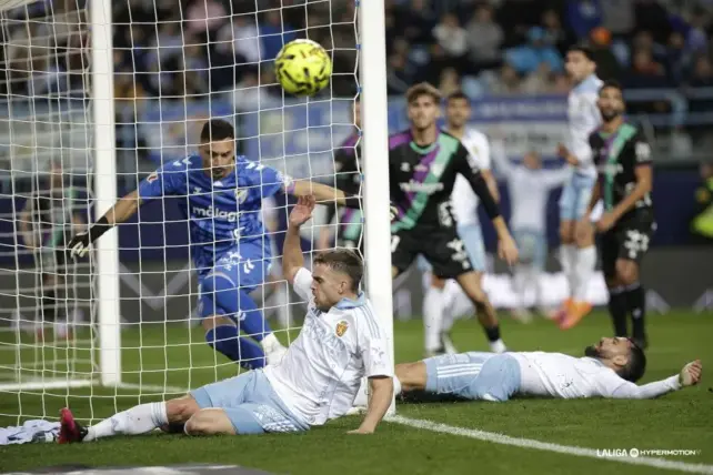 resumen malaga zaragoza