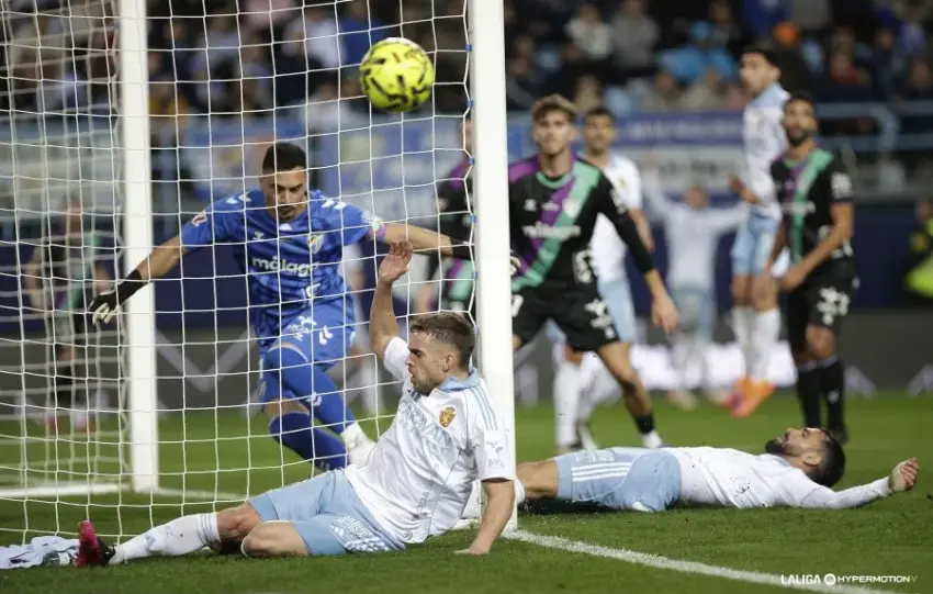 resumen malaga zaragoza