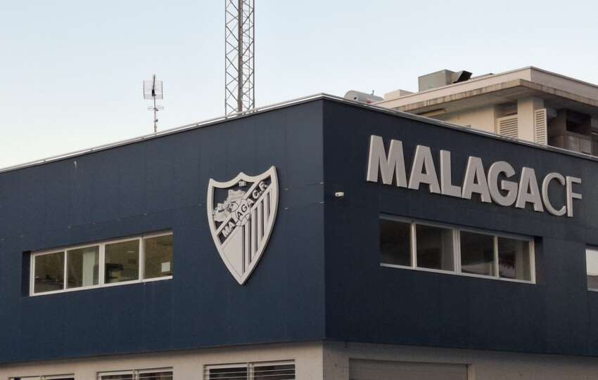 El Málaga CF sale de los playoffs del límite salarial de Segunda