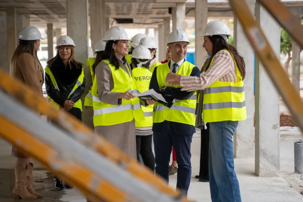 16 - CENTRO DE DÍA JUNTA Y BENALMADENA