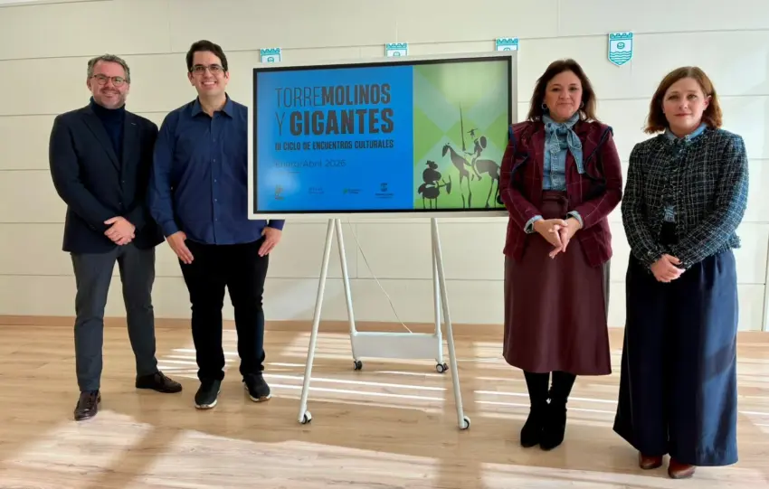 24 - TORREMOLINOS Y GIGANTES