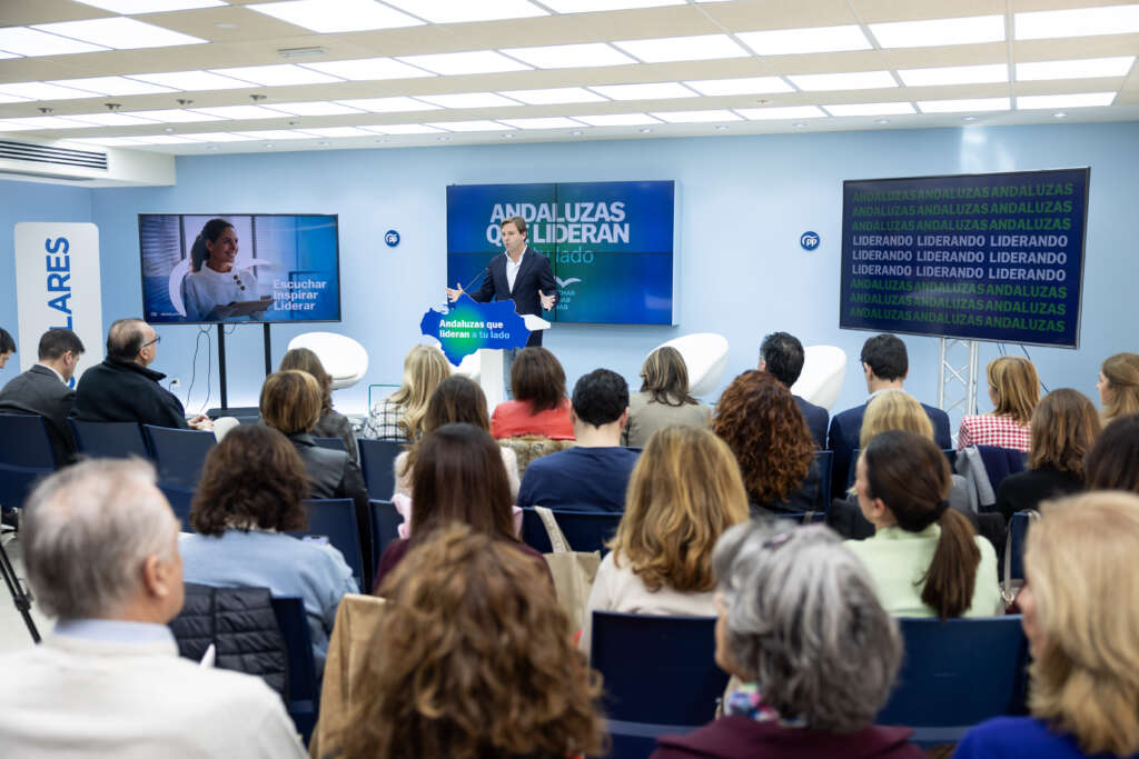 Navarro reivindica el milagro económico andaluz ‘made in Málaga’ frente al machaque fiscal y el abandono inversor del Gobierno 1 30012026 PP Andaluzas 058