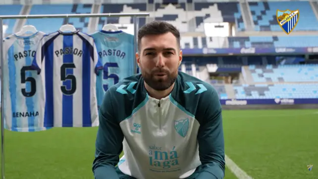 ALEX PASTOR TRAS SU RENOVACIÓN