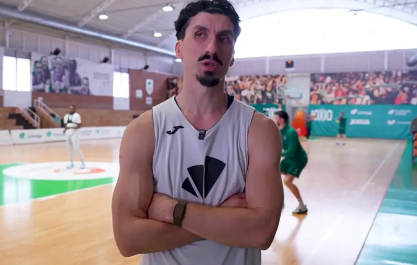 DJEDOVIC EN LA PREVIA DE LA PENYA