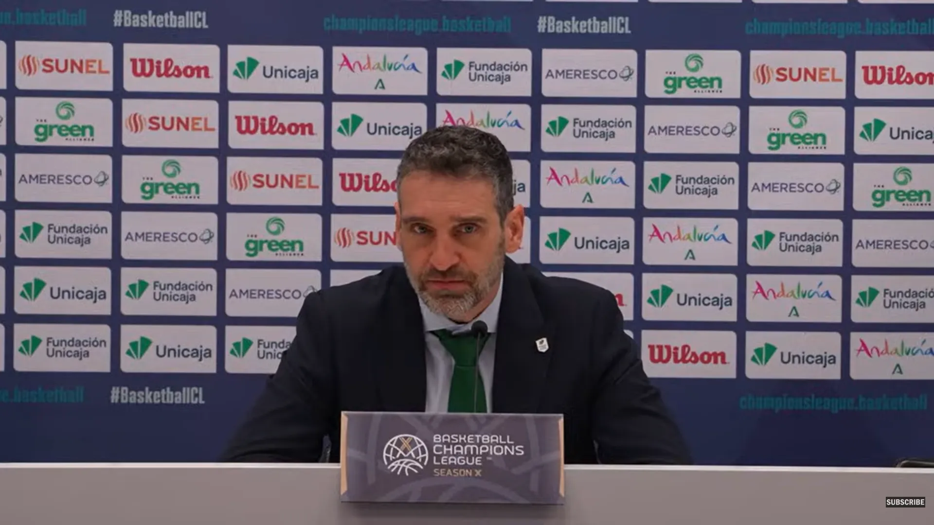 IBON NAVARRO SE MUERDE LA LENGUA DEL ARBITRAJE