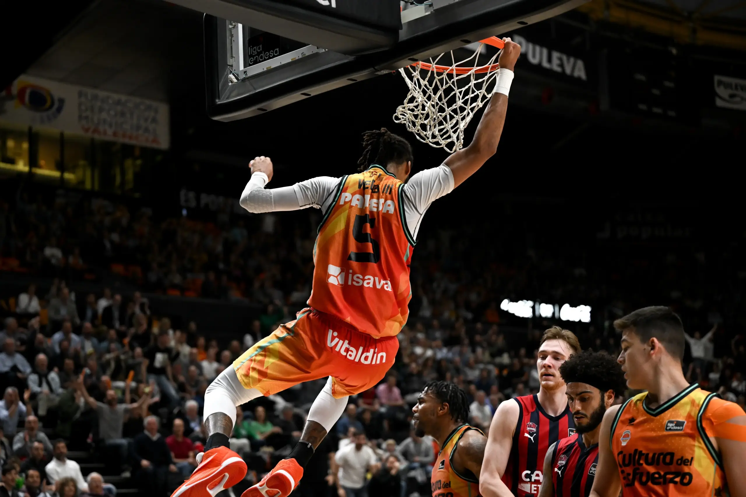 JAMES WEBB III REGRESA A VALENCIA QUE LE ABRIÓ LA PUERTA DE LA EUROLIGA