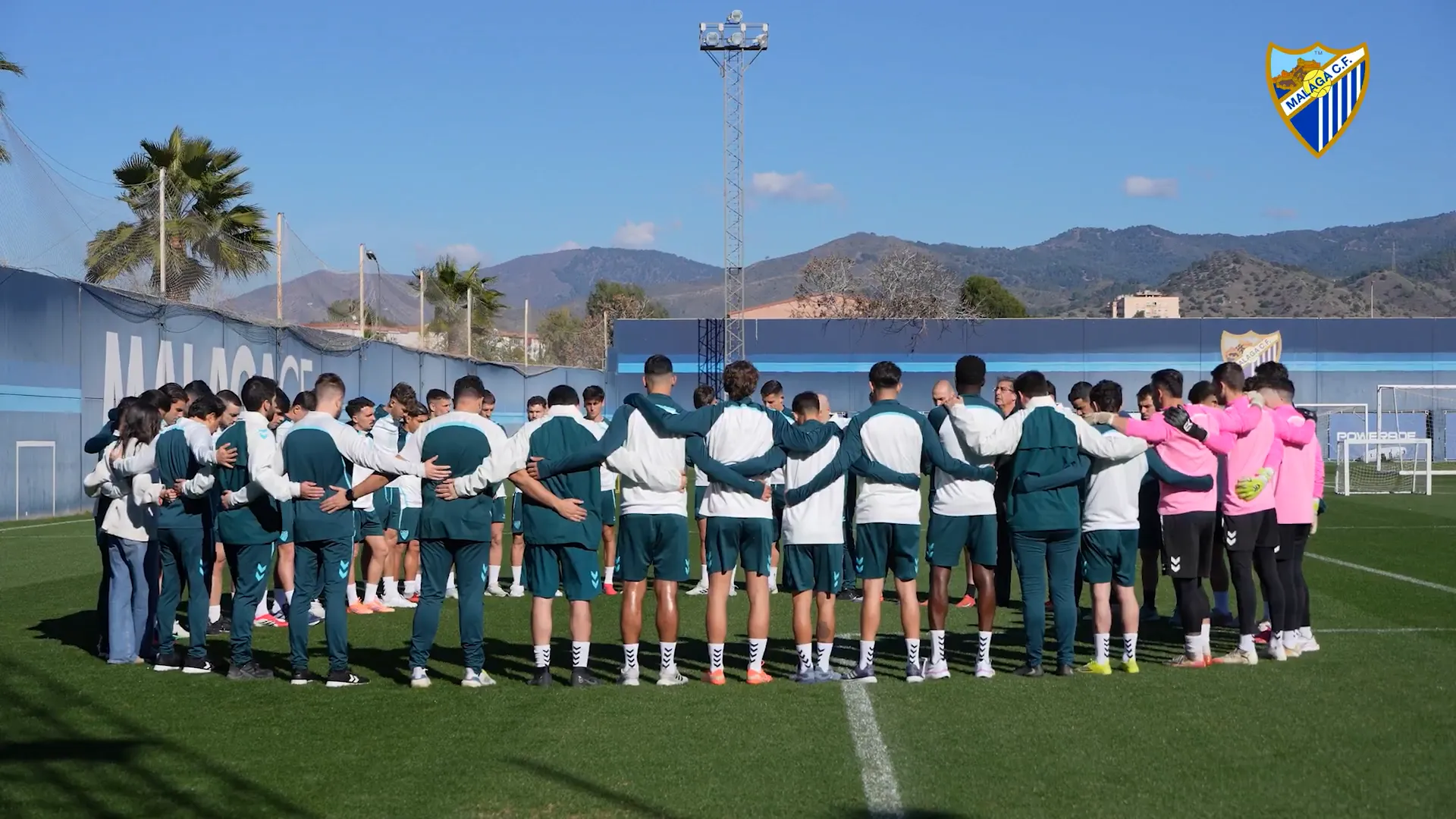 MINUTO DE SILENCIO DEL MÁLAGA CF POR LA TRAGEDIA EN ADAMUZ