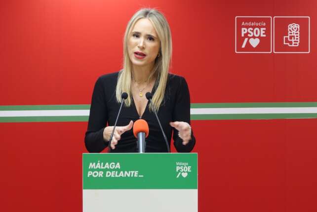 Patricia Alba en la sede del PSOE de Malaga