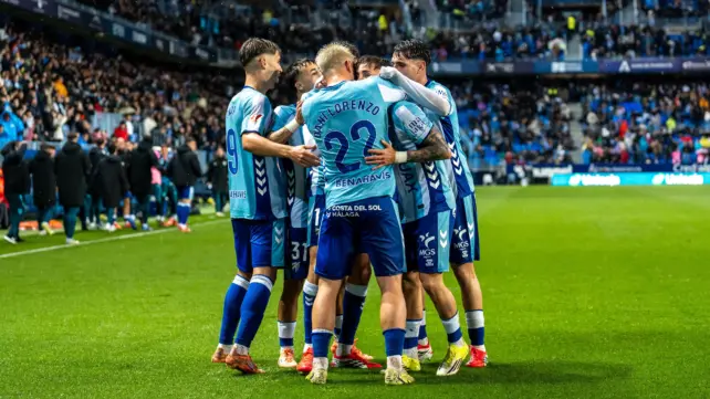 Pina Malaga Lluvia Dani Lorenzo Larrubia 1