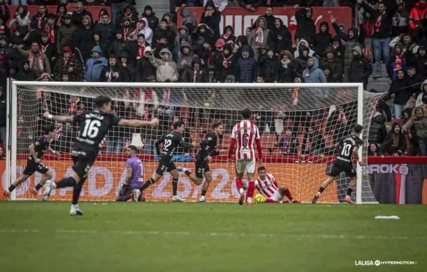 REVIVE LA VICTORIA DEL MÁLAGA CF POR 1-3 ANTE EL MOLINÓN