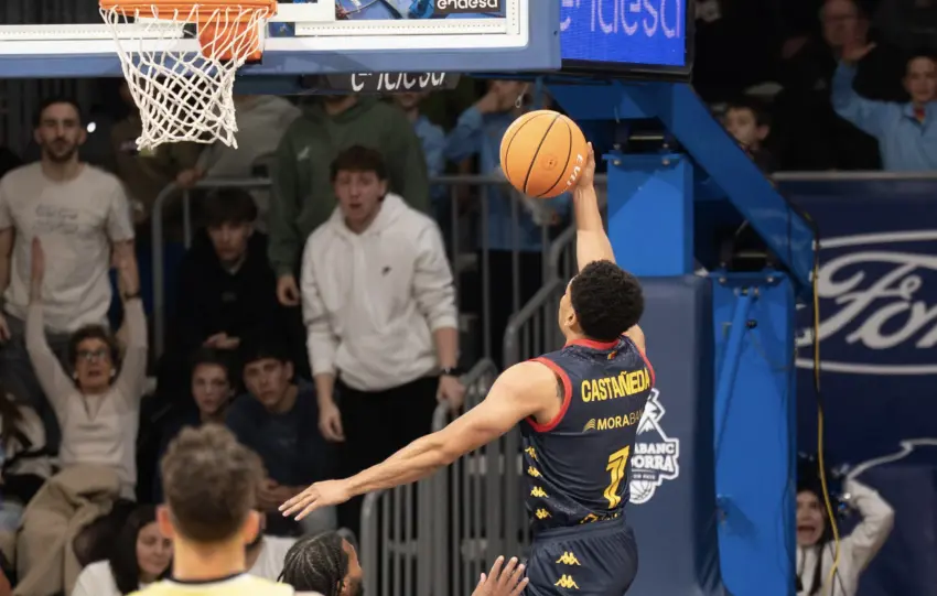Debut con mensaje: Castañeda se luce en Andorra frente al Hiopos Lleida