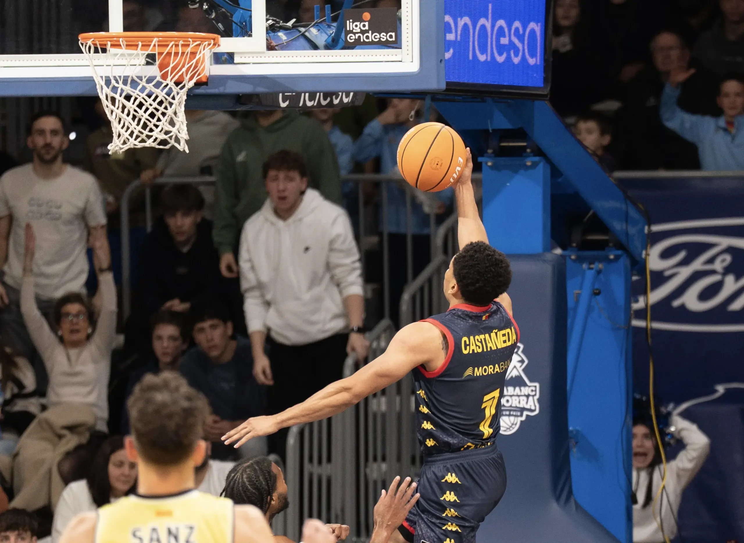 Debut con mensaje: Castañeda se luce en Andorra frente al Hiopos Lleida