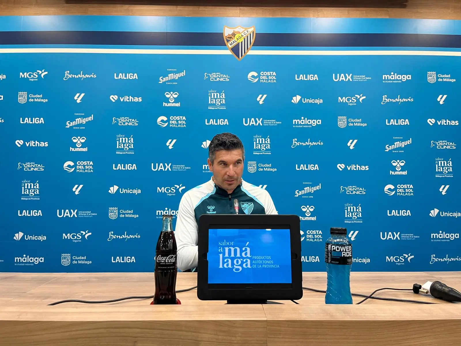 Juanfran Funes comparece en la sala de prensa Juan Cortés en la antesala a la visita del Málaga CF al Estadio Municipal de Anduva.