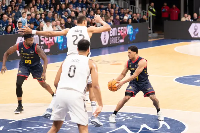 XAVIER CASTAÑEDA FIRMA SU MEJOR ACTUACIÓN EN ACB ANTE EL REAL MADRID