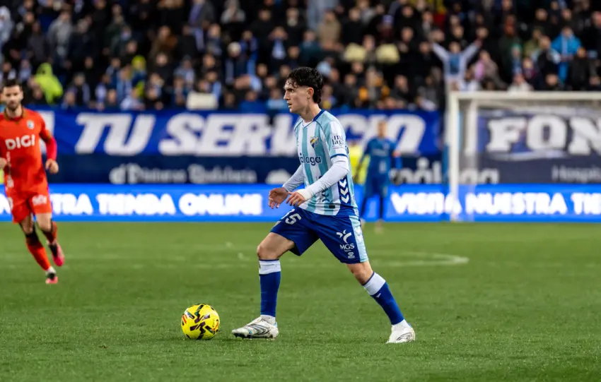 Aaron Ochoa, baja a tres días del Real Zaragoza
