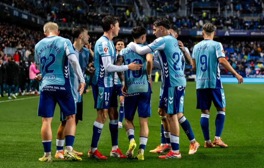 El Málaga CF salta hasta la tercera posición... ¡y mañana podría entrar en ascenso directo!