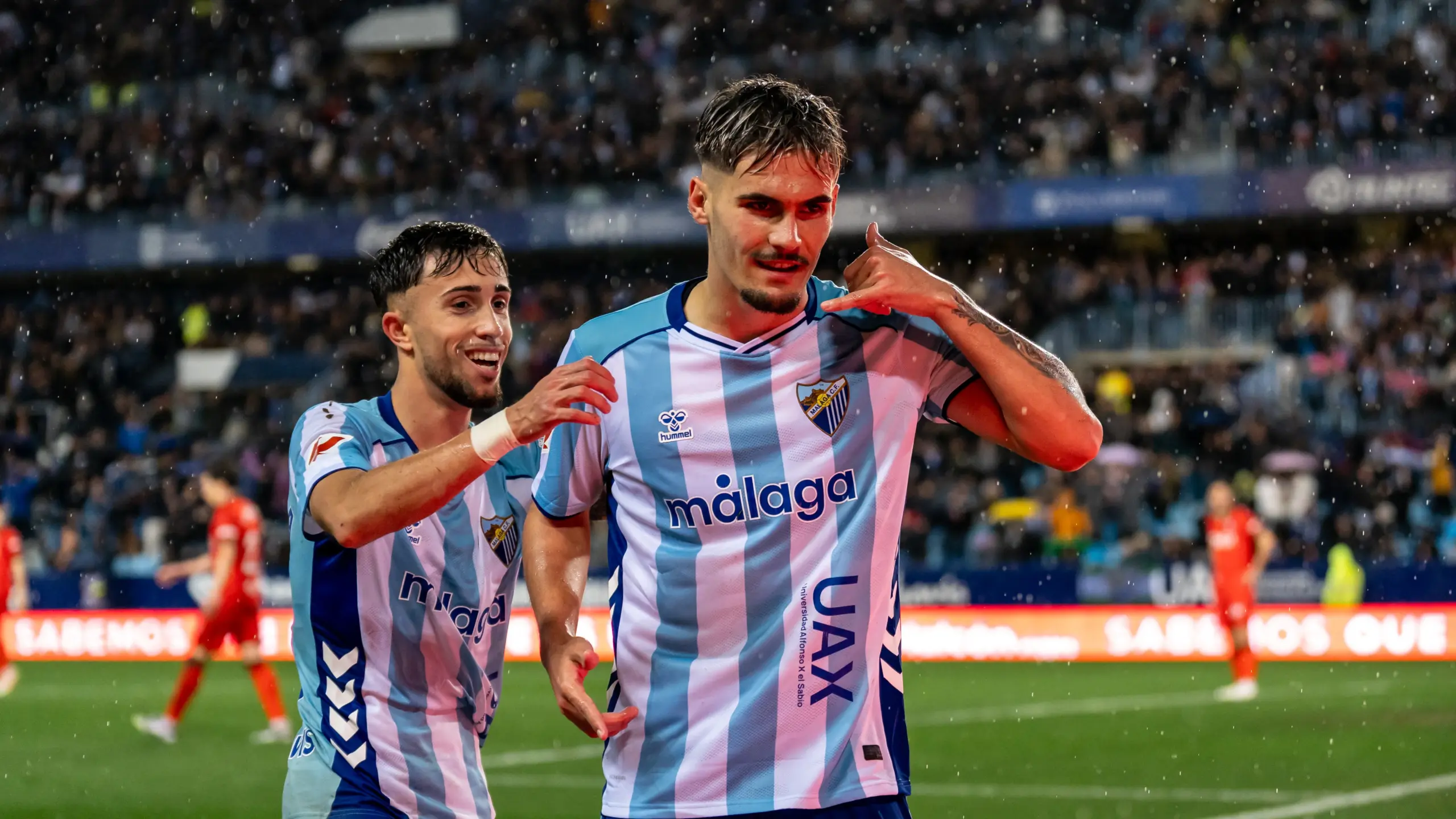 Chupete despierta el interés de Italia