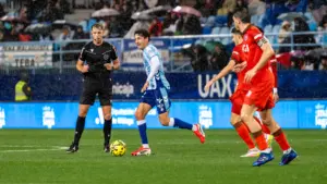 dotor balon arbitro malaga cf burgos rosaleda jornada 23