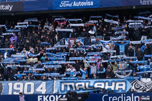 fondo banderas bufandas rosaleda grada